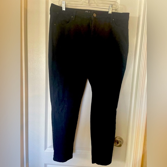 Black Style & Co Jeans curvy leg size 16 - Picture 1 of 8